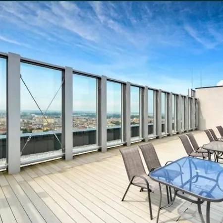 Apartment Hanza Tower Center